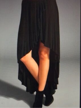 Brandy Melville Charcoal Gray Mullet Skirt